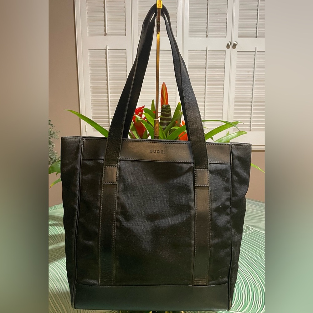 Authentic- Gucci Black Leather/Nylon Tote Bag